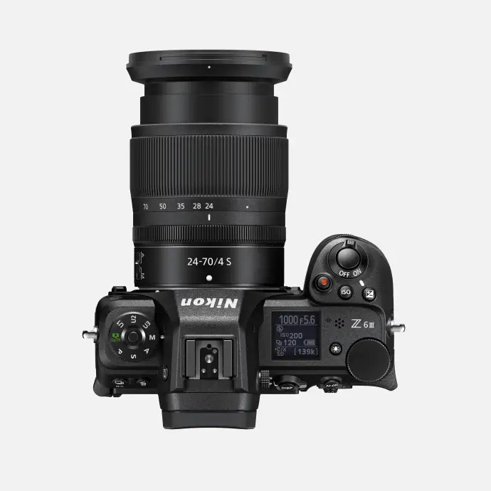 Nikon Z 6III + NIKKOR Z 24-200